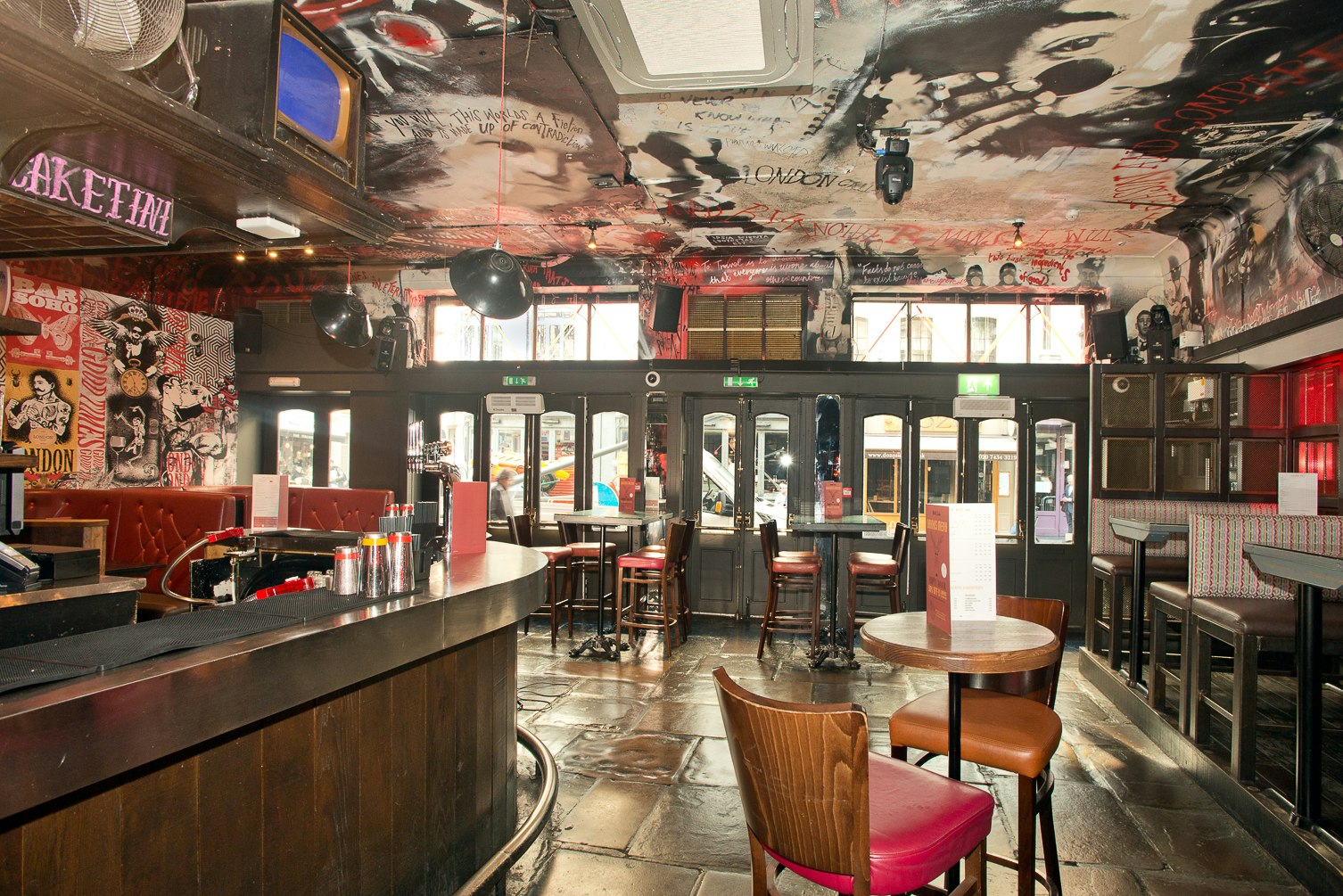 Pubs Venues in London - Bar Soho