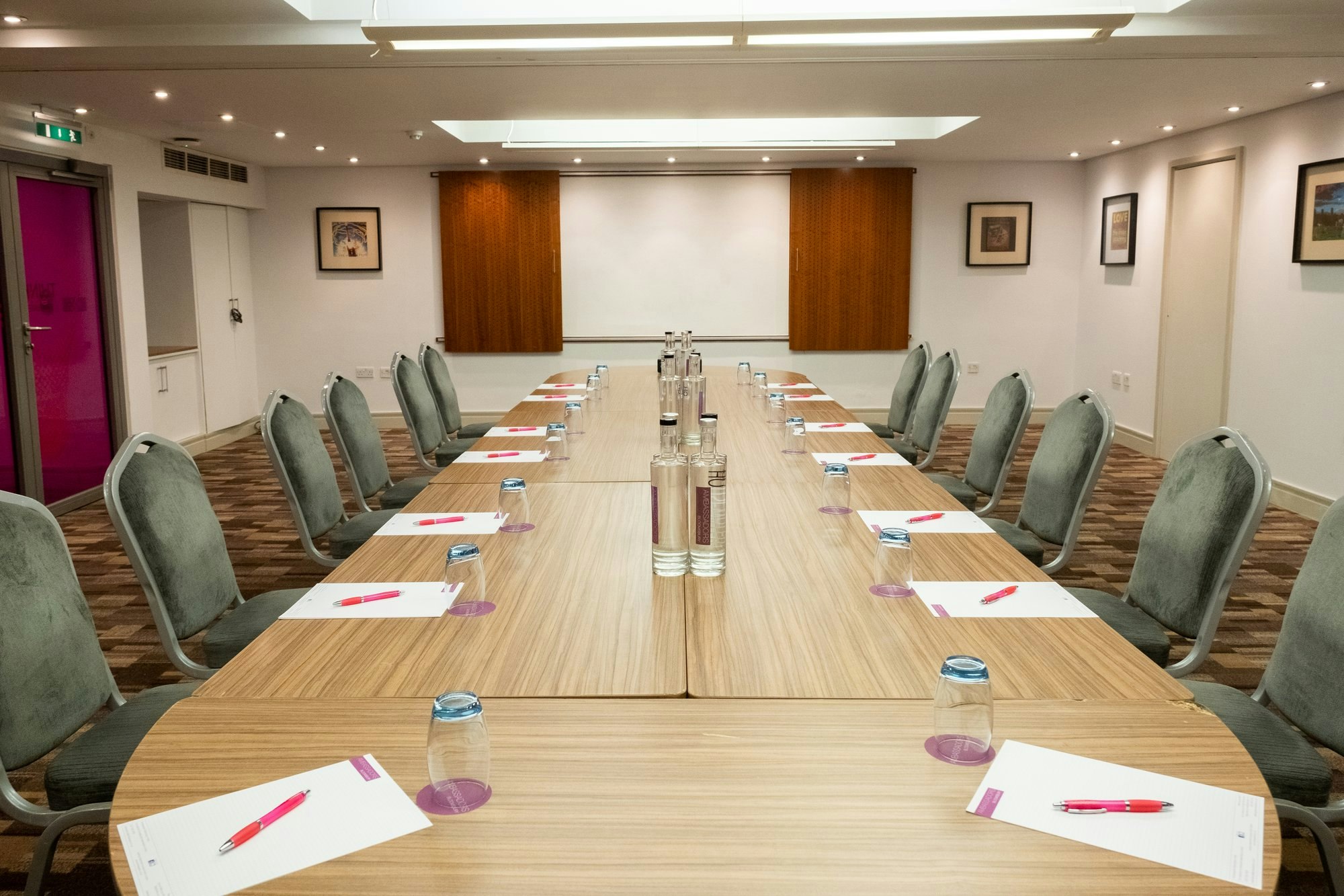 Ambassadors Bloomsbury Hotel - Innovate Suite  image 1