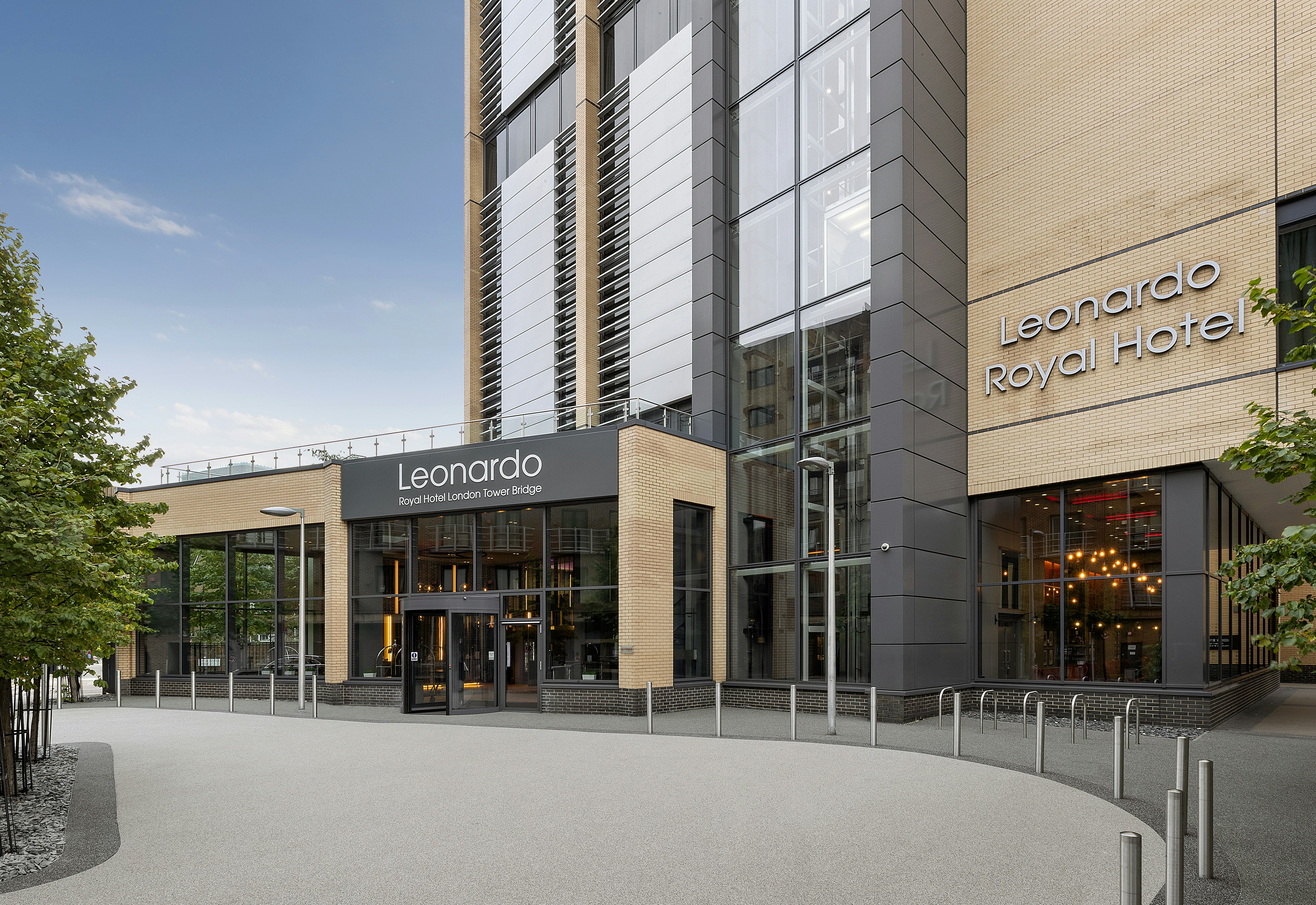 Leonardo Royal Hotel London Tower Bridge - Trinity & Goodmans Suite image 5