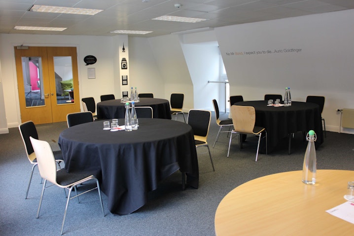 Thestudio Birmingham - Bond image 1
