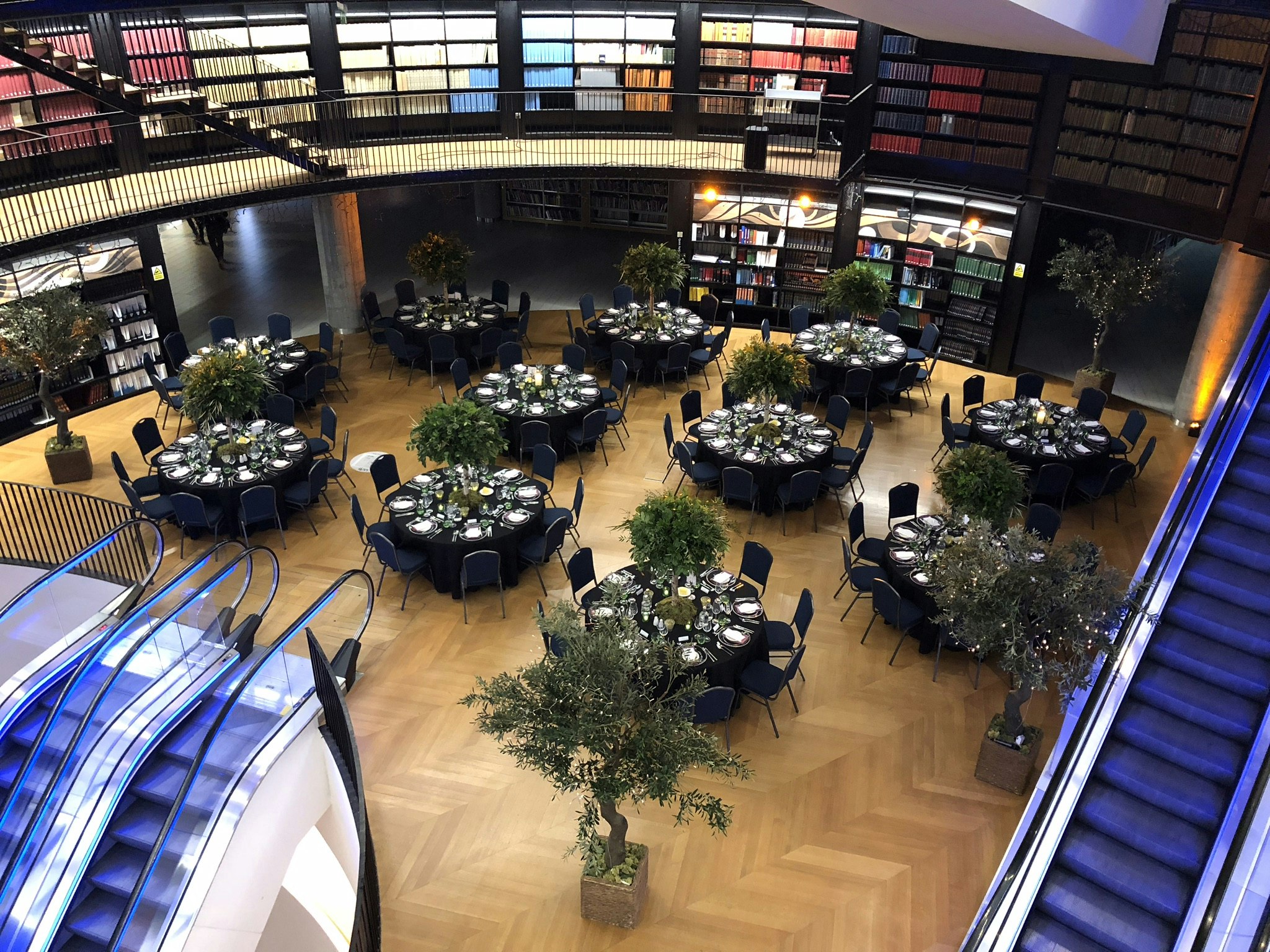 Unique Venues Birmingham (The Birmingham REP & The Library of Birmingham) - Book Rotunda image 3