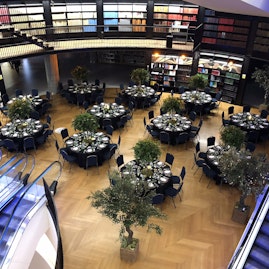 Unique Venues Birmingham (The Birmingham REP & The Library of Birmingham) - Book Rotunda image 3