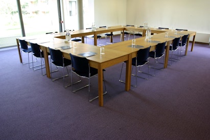 Maplethorpe Seminar Room