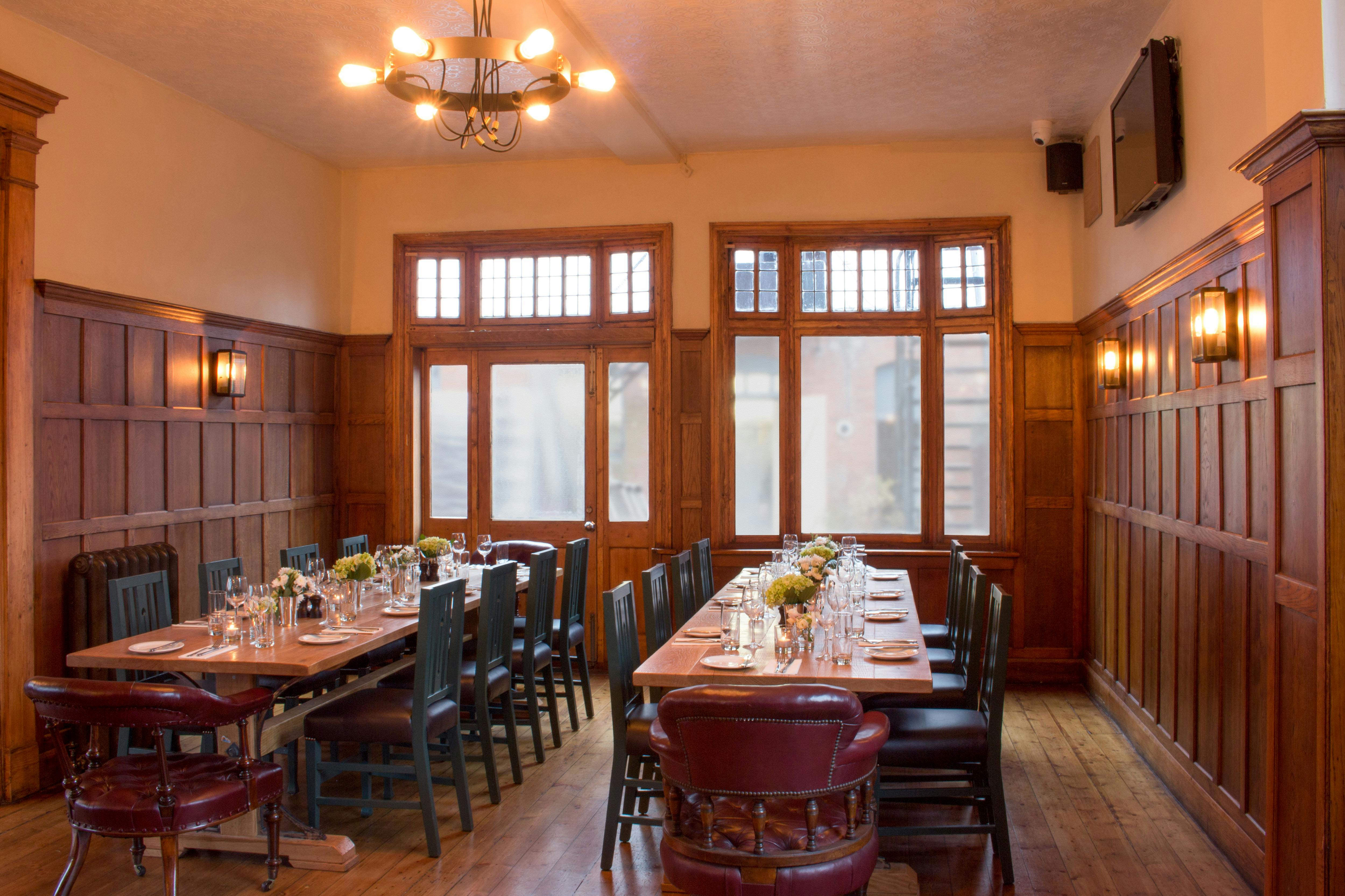 The Oak Room Events Hire Ealing Park Tavern