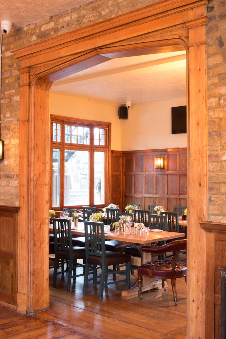 The Oak Room Dining Hire Ealing Park Tavern