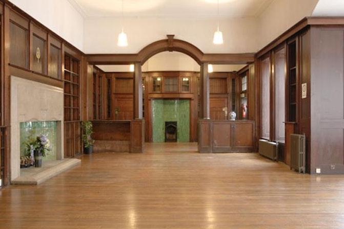 Mary Ward House - Dickens Library image 3
