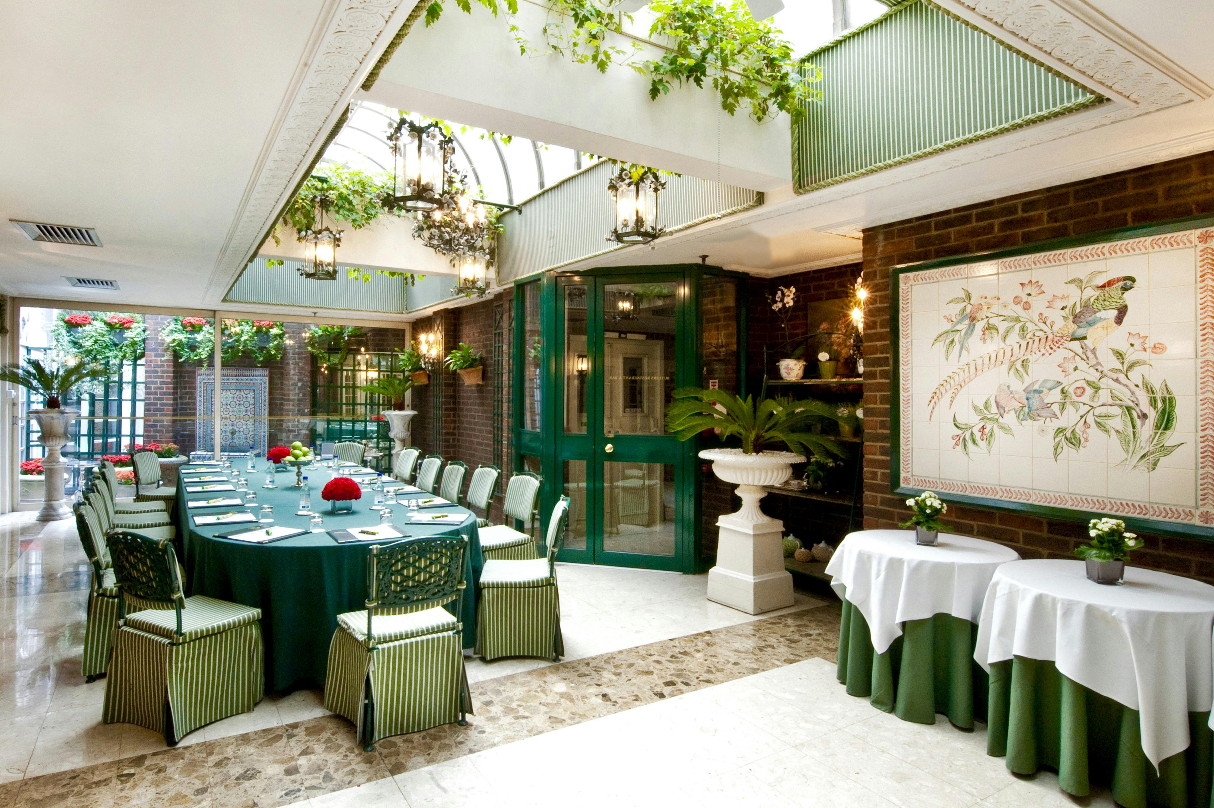 The Chesterfield Mayfair Hotel: The Conservatory