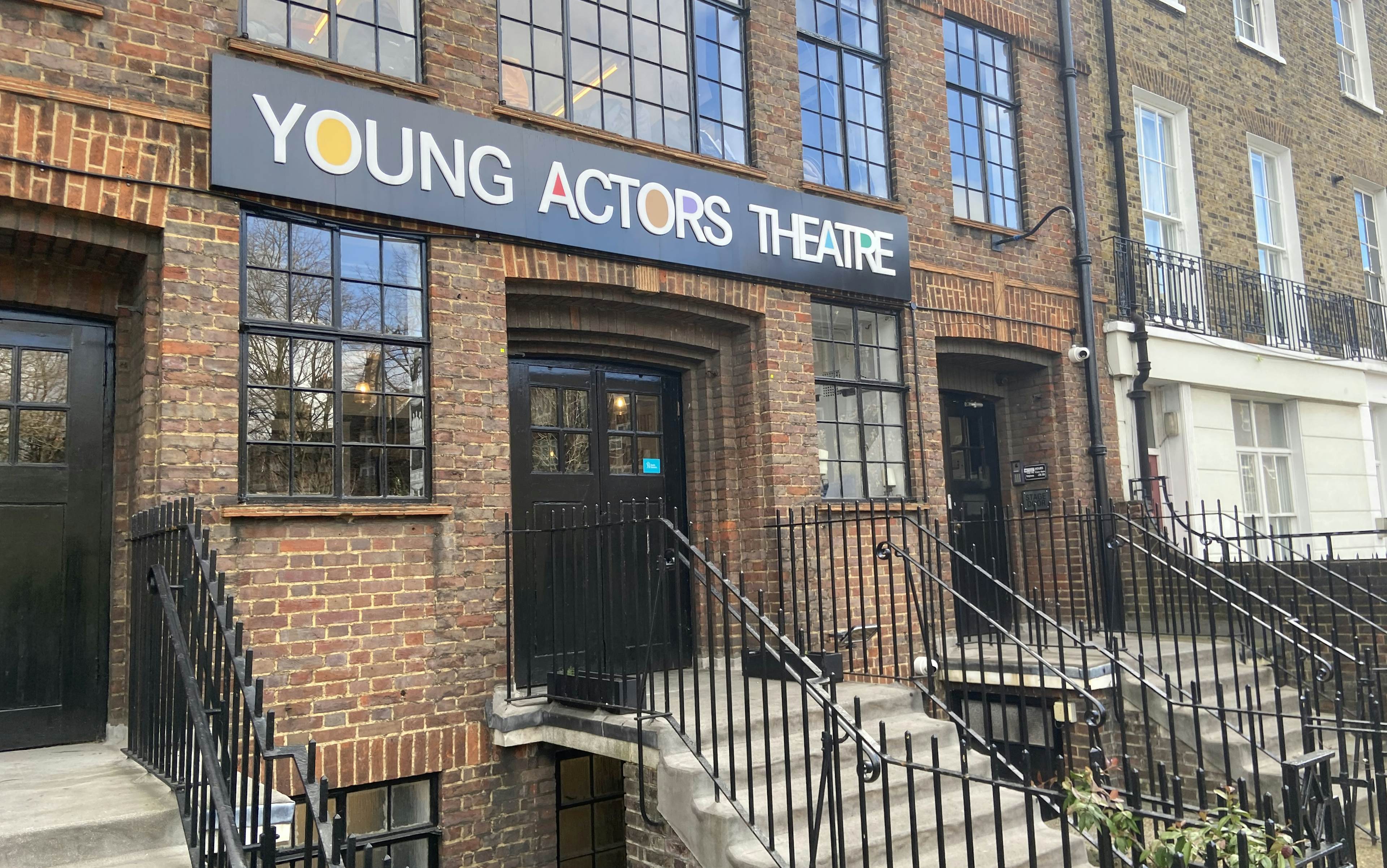 Young Actors Theatre Islington - Theatre Space image 1