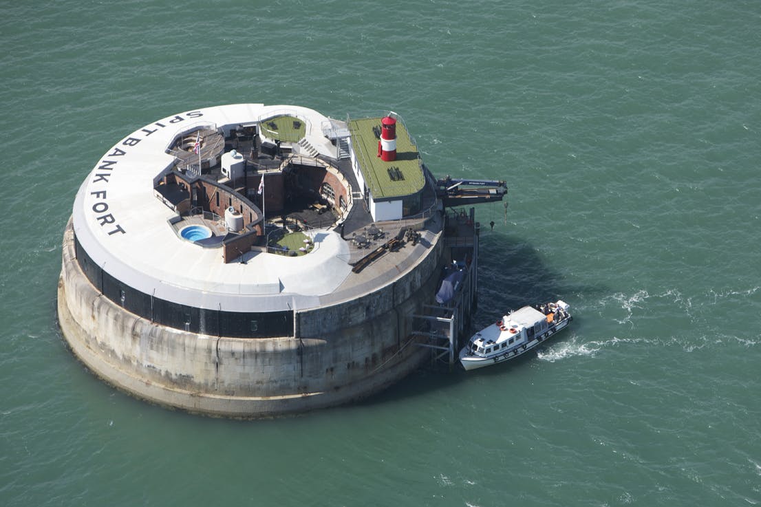 Spitbank Fort - image 1