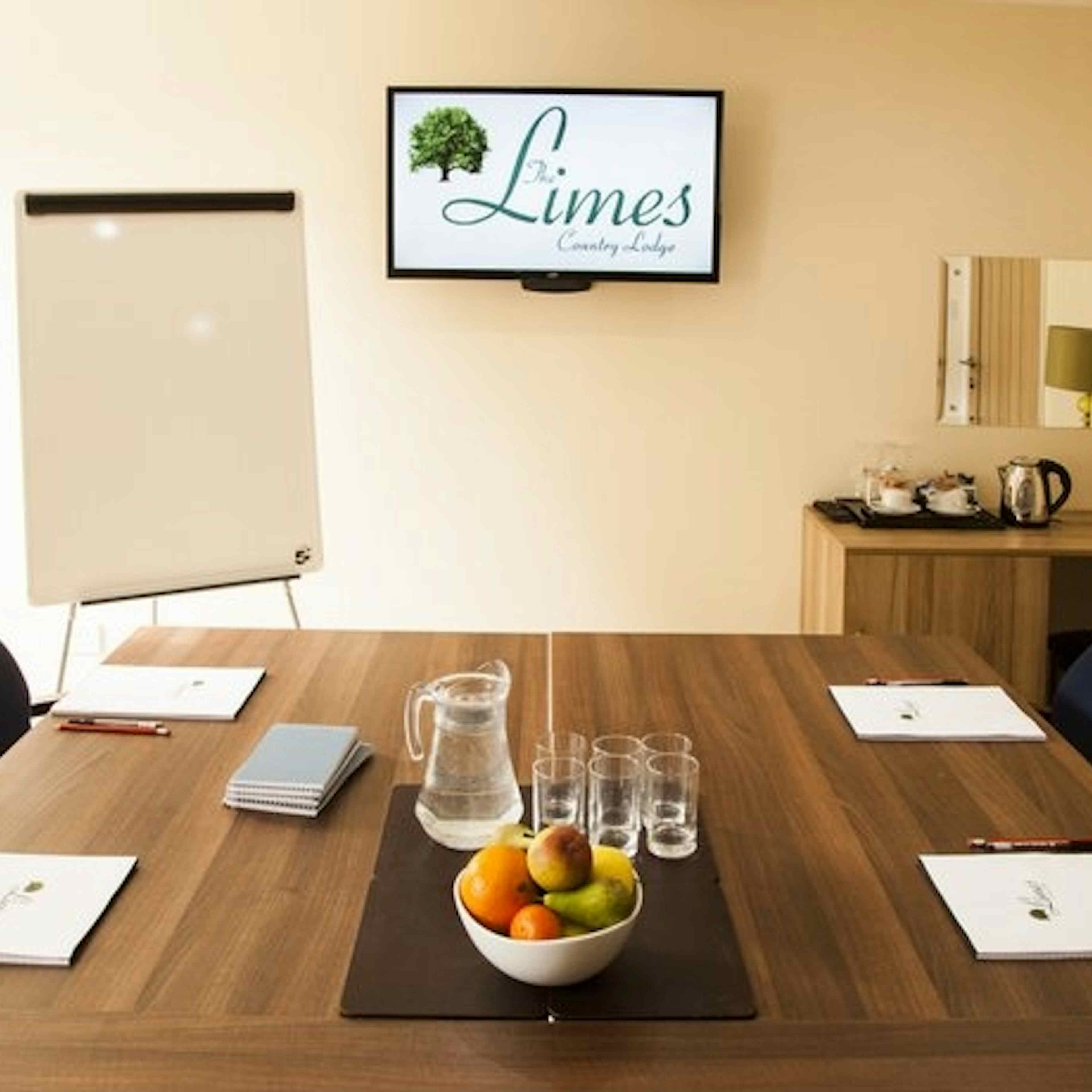 The Limes Country Lodge Hotel - Syndicate Meeting Rooms image 2