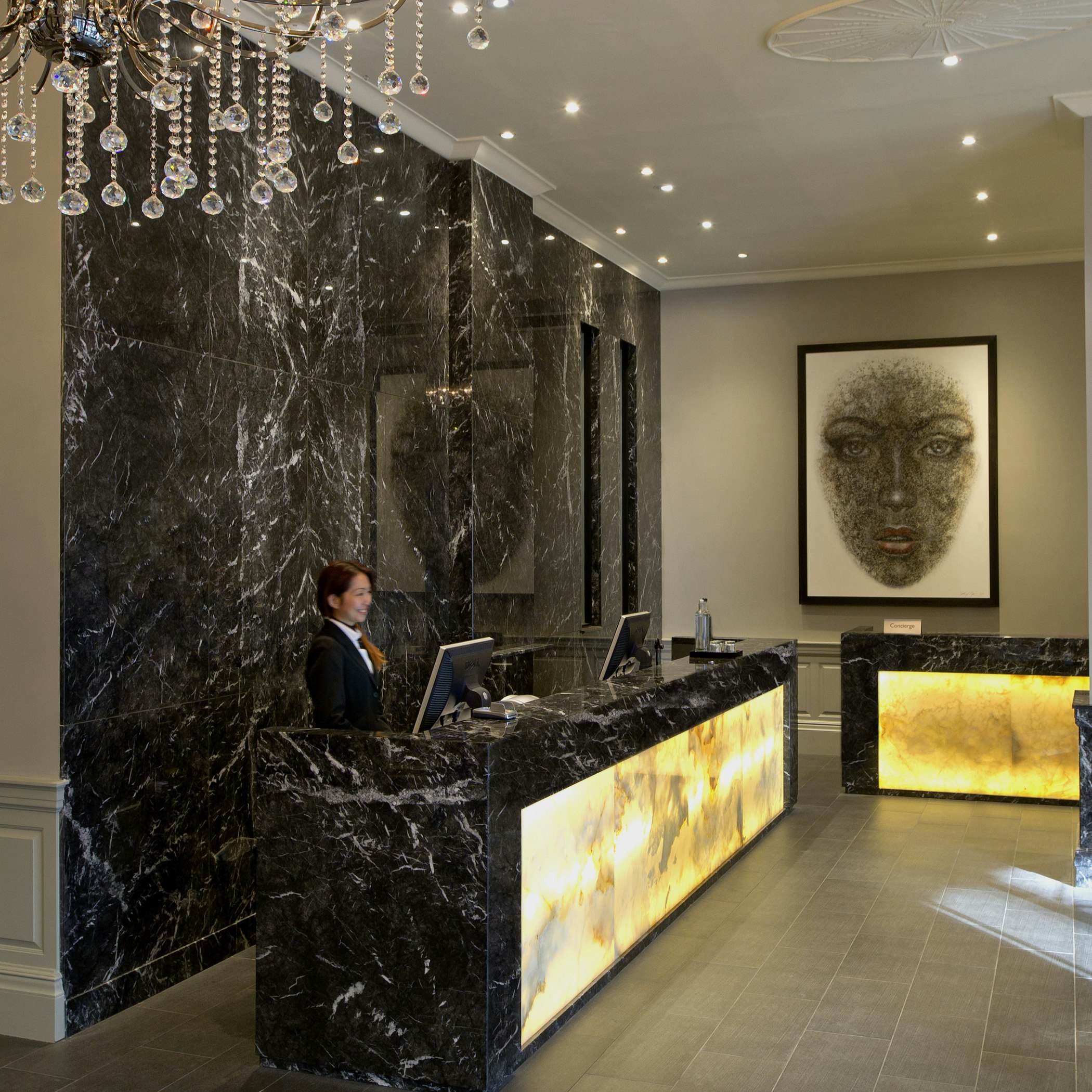 Radisson Blu Edwardian Grafton  - Grafton Suite image 5