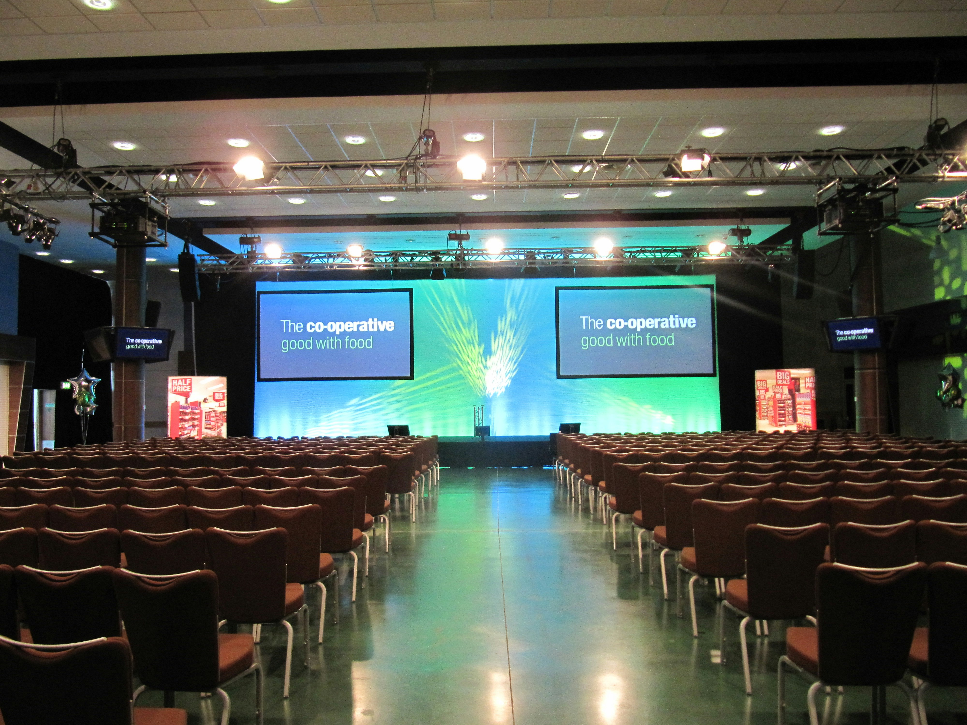 Epsom Downs Racecourse - Oaks Hall image 4